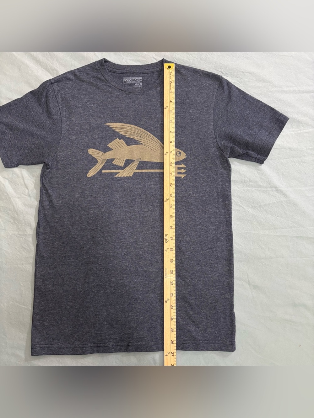Patagonia Flying Fish Slim Fit Navy Heather Graphic Tee- men’s S - Picture 7 of 8